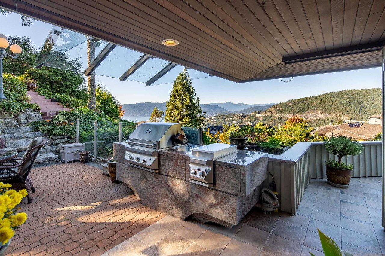 5270 Aspen Cres