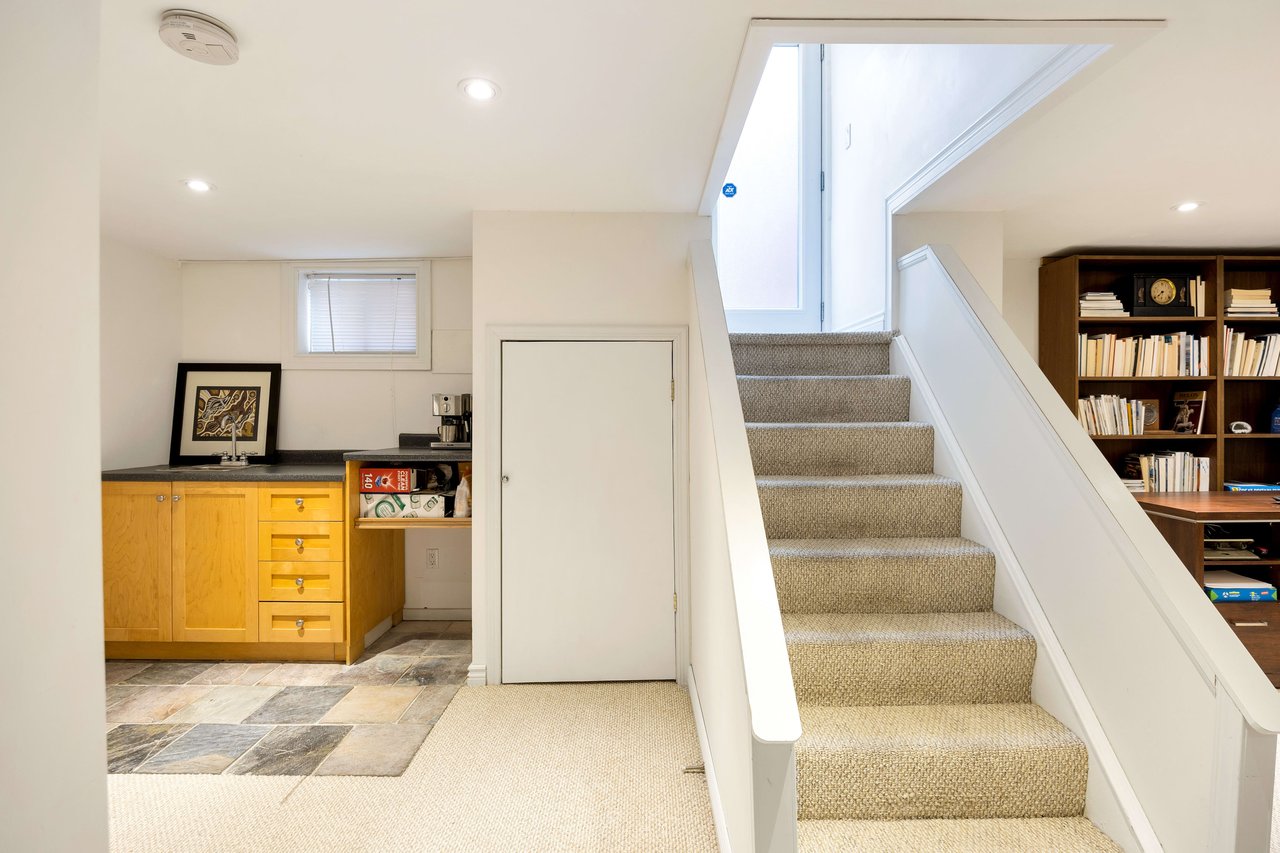 36 Hunt Club Dr