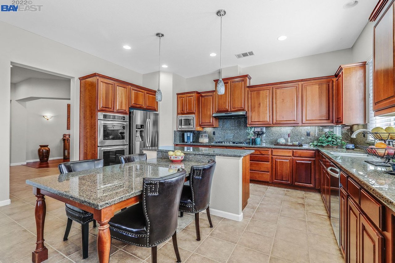 516 Sugar Hill Way