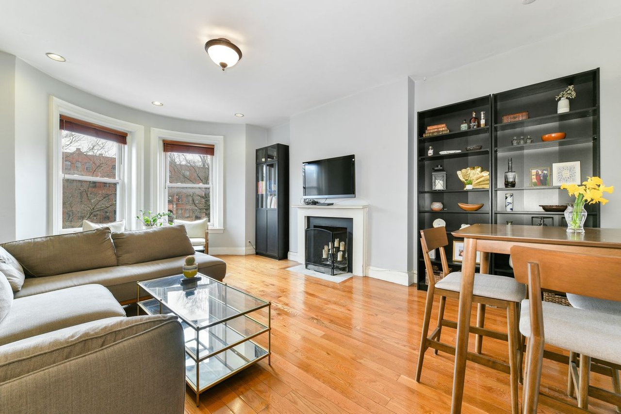 1056 Beacon St: #5