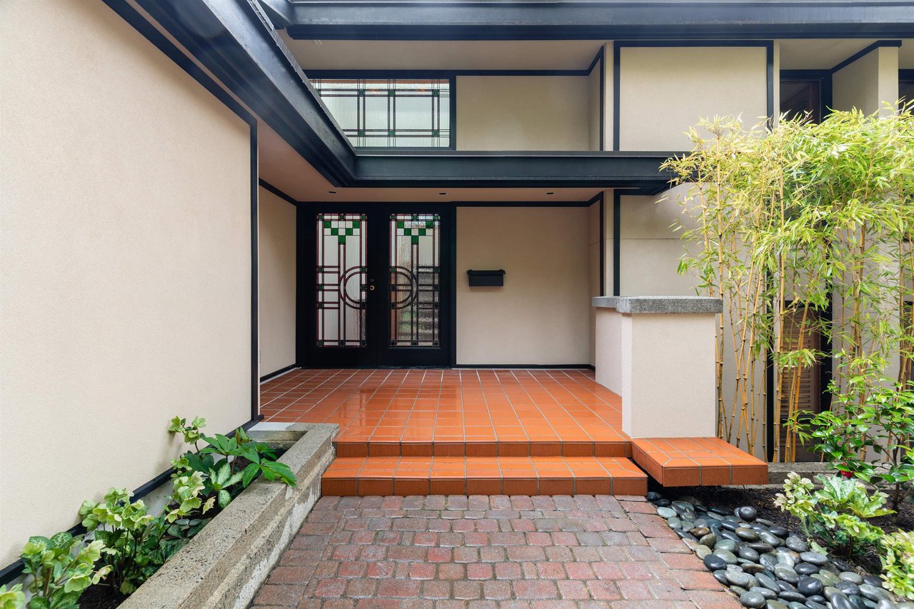 2423 Birney Pl