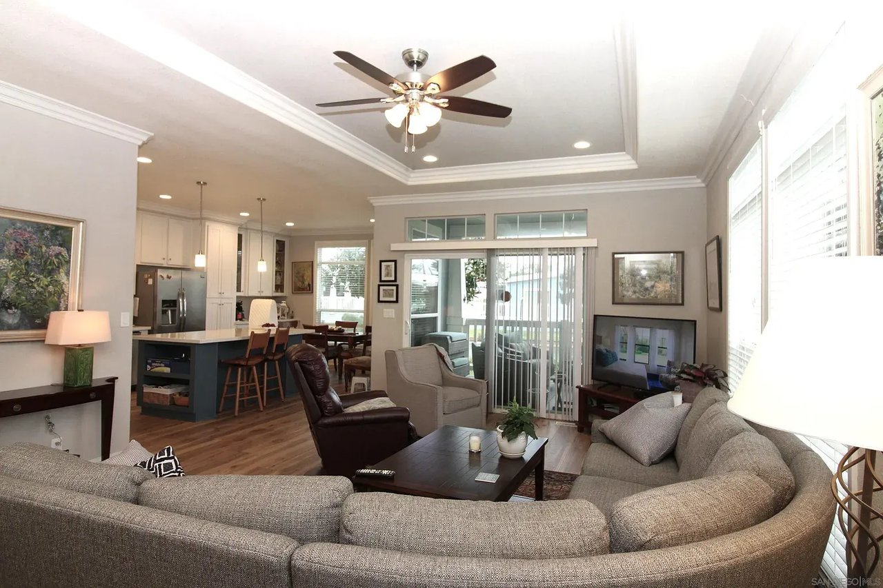7122 Santa Barbara St