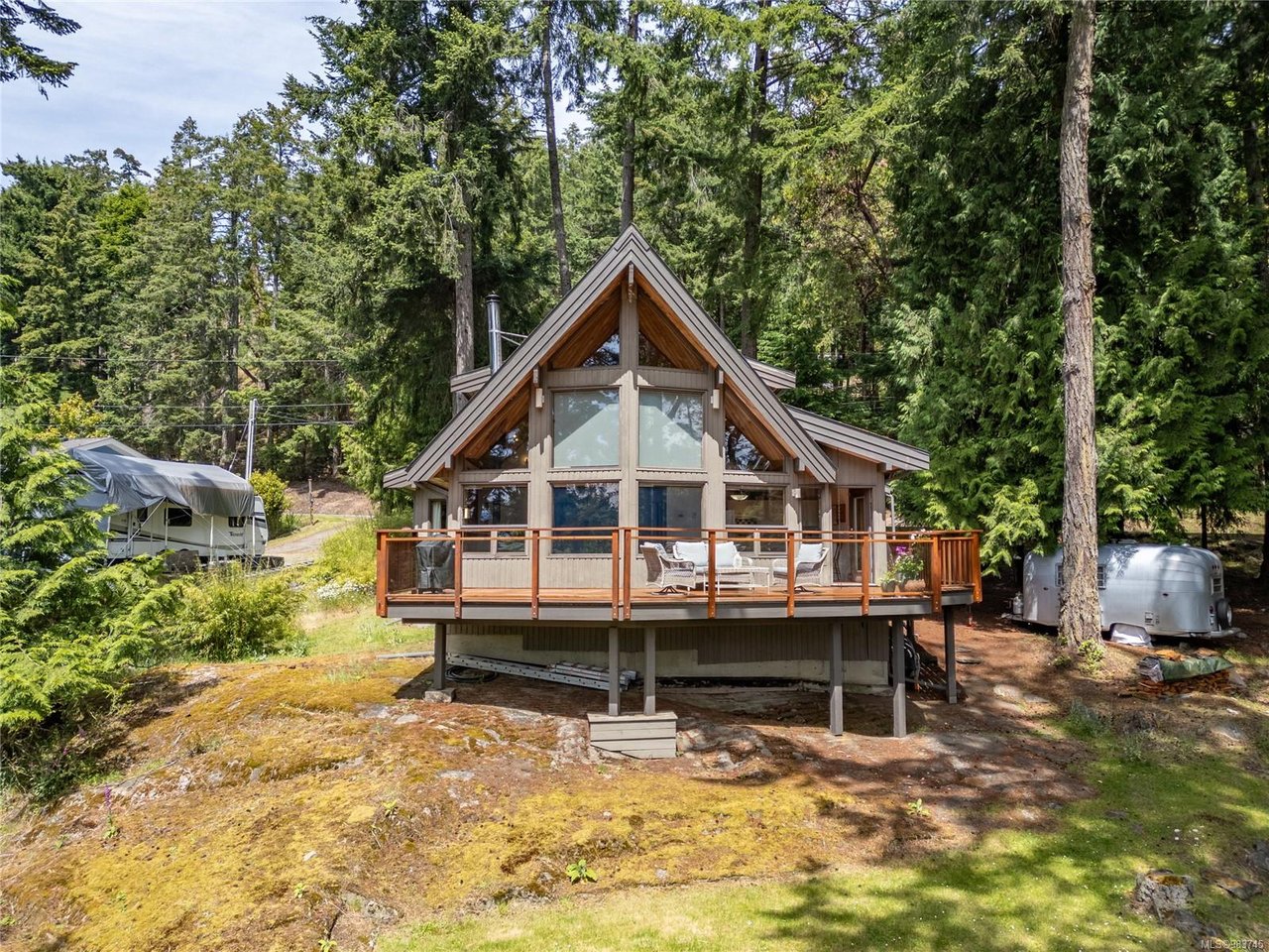 2637 Shoal Rd, Pender Island