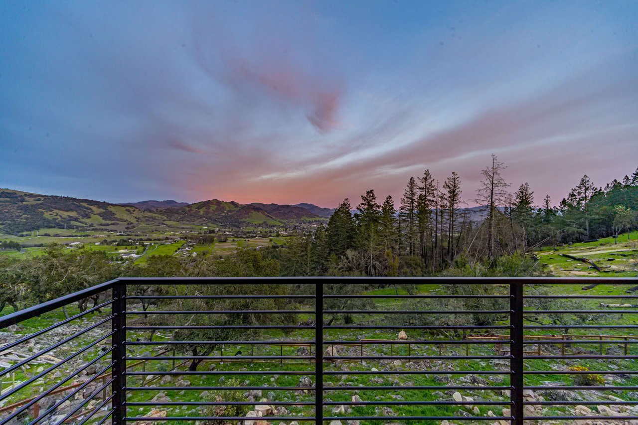 3911 Rincon Ridge Dr