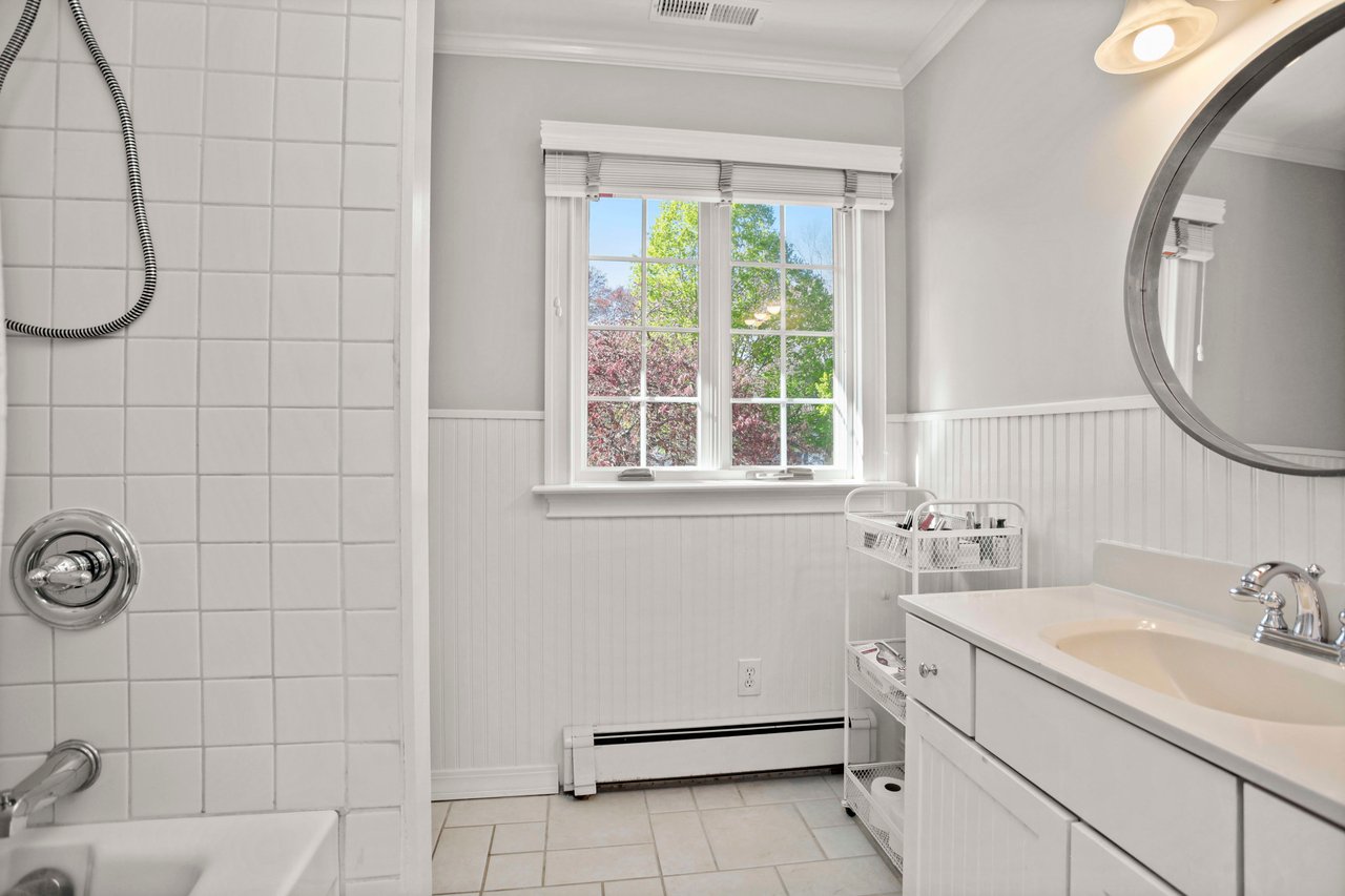 111 Toll House Lane, Fairfield
