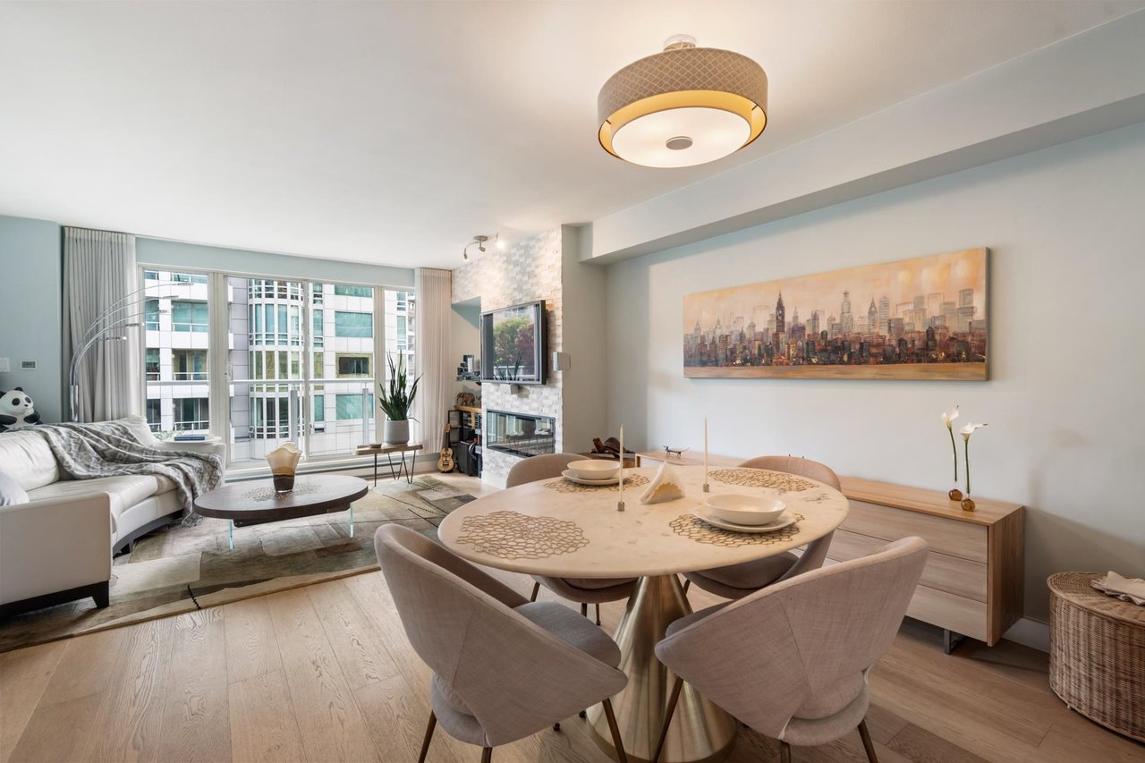 515-888 Beach Ave