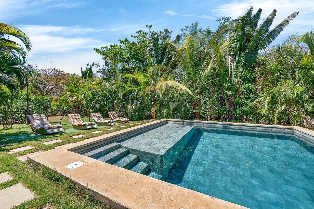 Modern Home in Beachfront Gated Community, Tamarindo, Guanacaste
