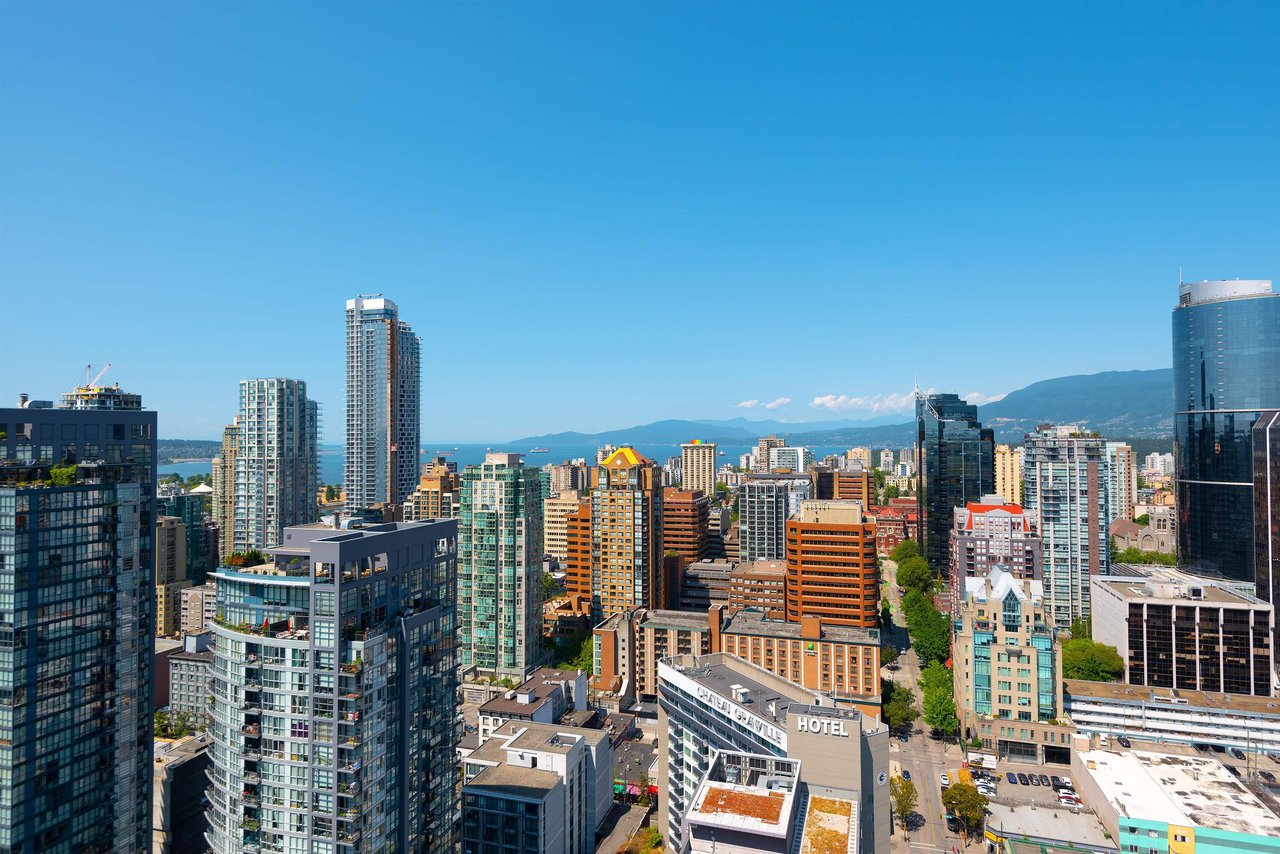 2003-1111 Richards St