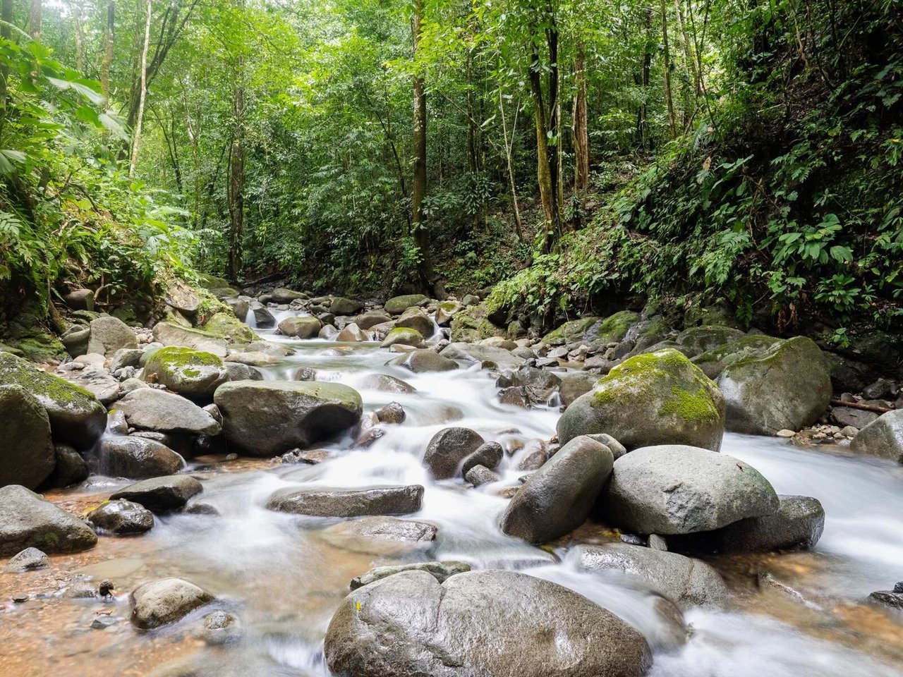 Private Waterfall Jungle Villa, Ojochal, Puntarenas