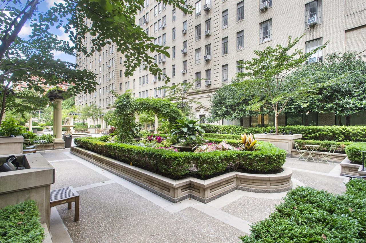 333 West 56th Street, Apt 1-D