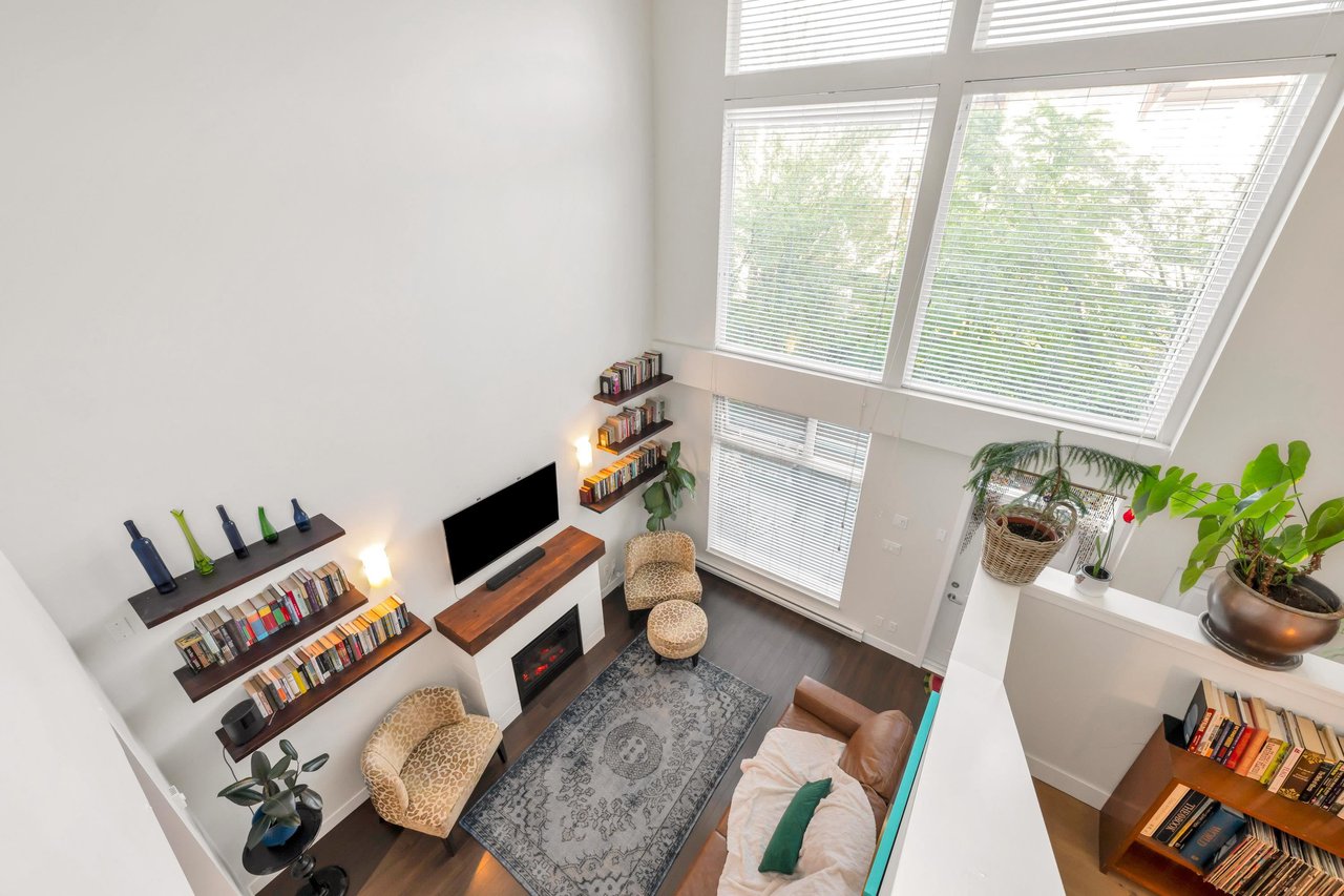 12-15850 26 Ave