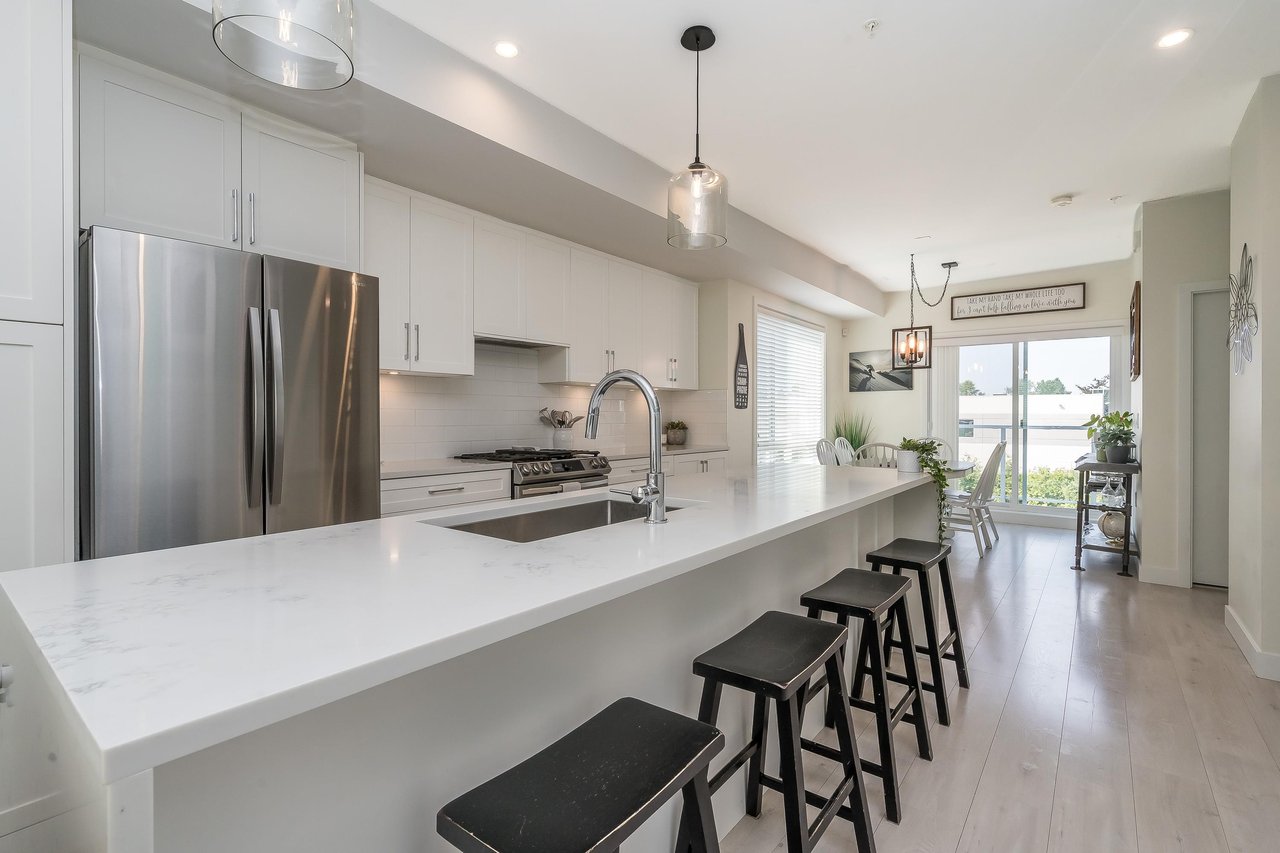21-19628 55a Avenue, Langley