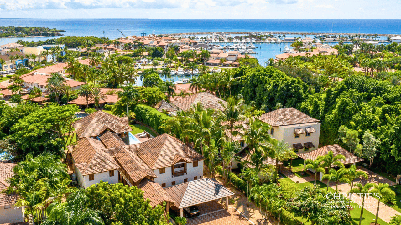 Bahia Chavon