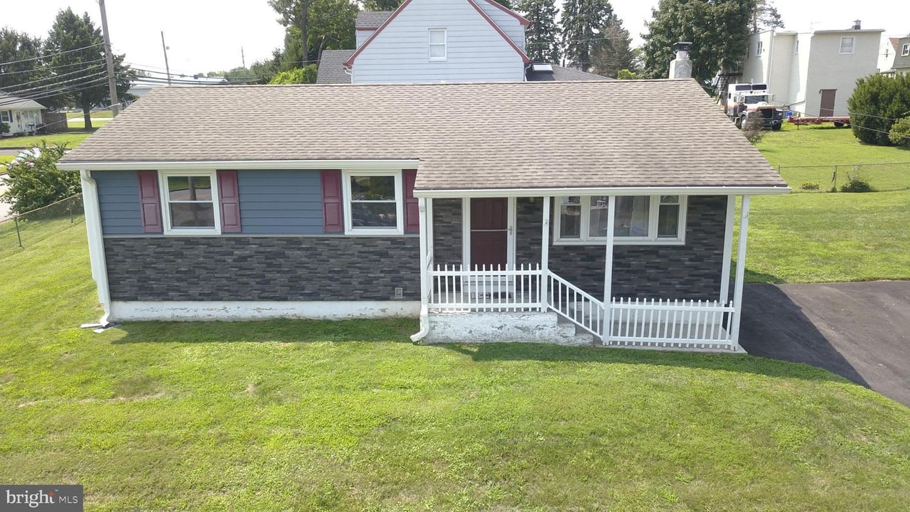 70 Rosemont Ave, Aston, PA