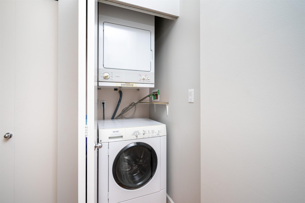 907-8871 Lansdowne Rd