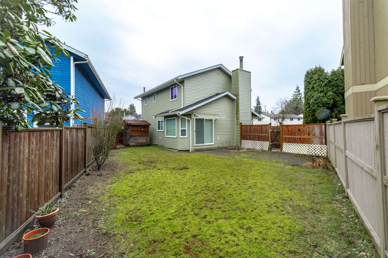 21579 Cherrington Ave