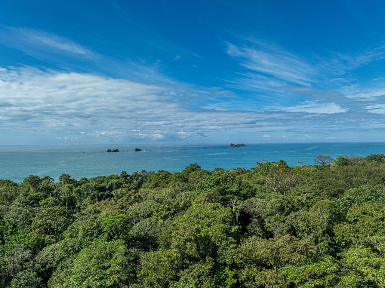 Beachfront Penthouse Luxury Condo, Uvita, Puntarenas