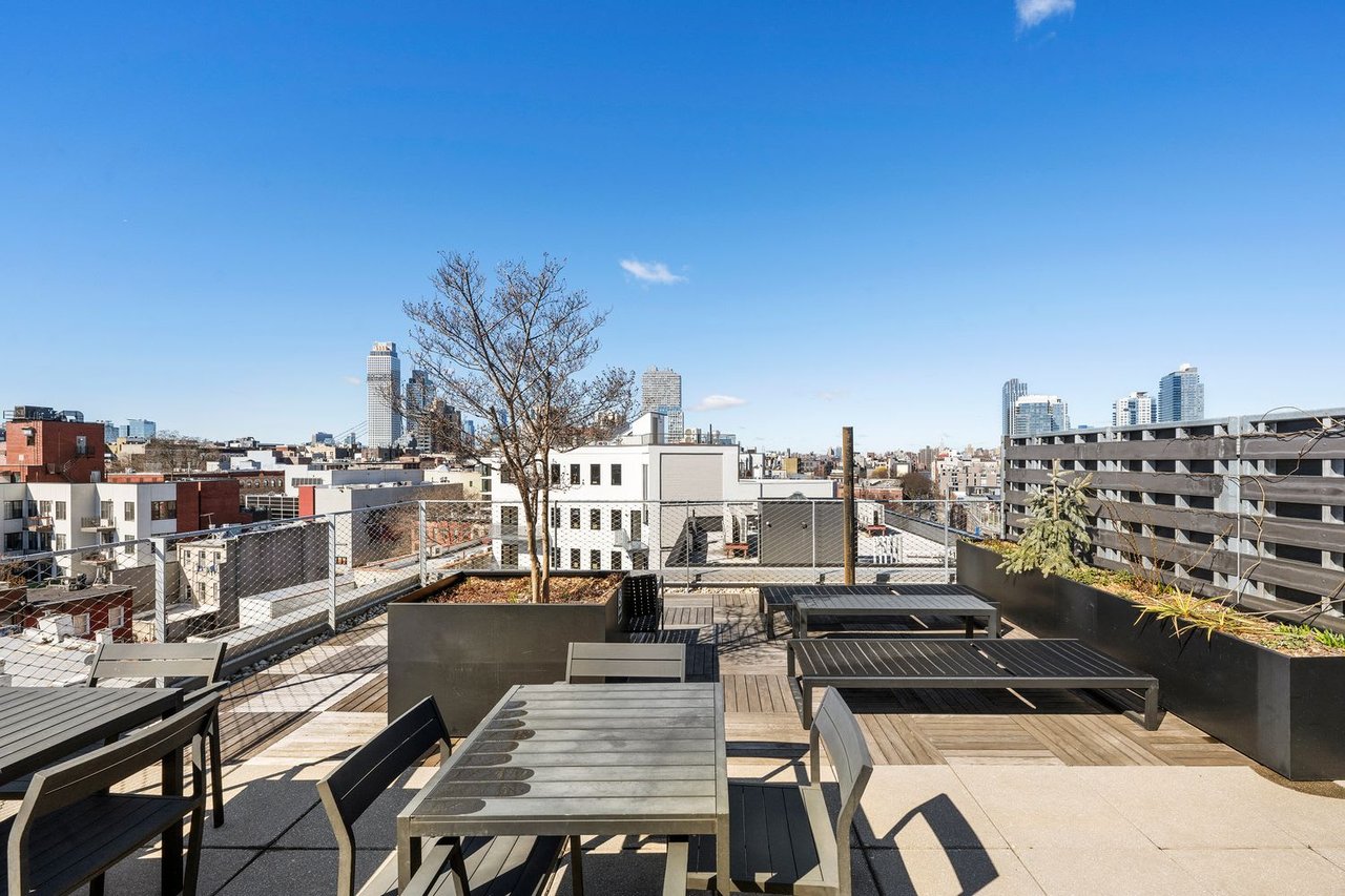 280 Metropolitan Ave, #3D