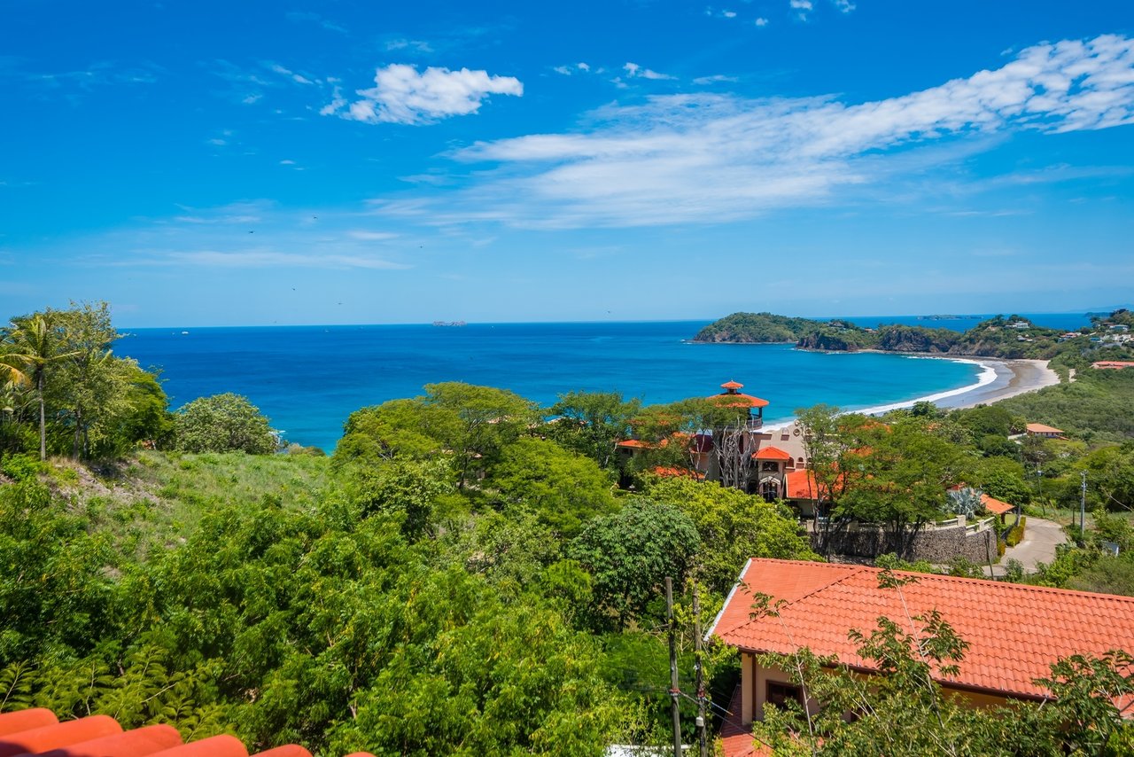 Infinity Pool Spanish Estate, Flamingo, Guanacaste