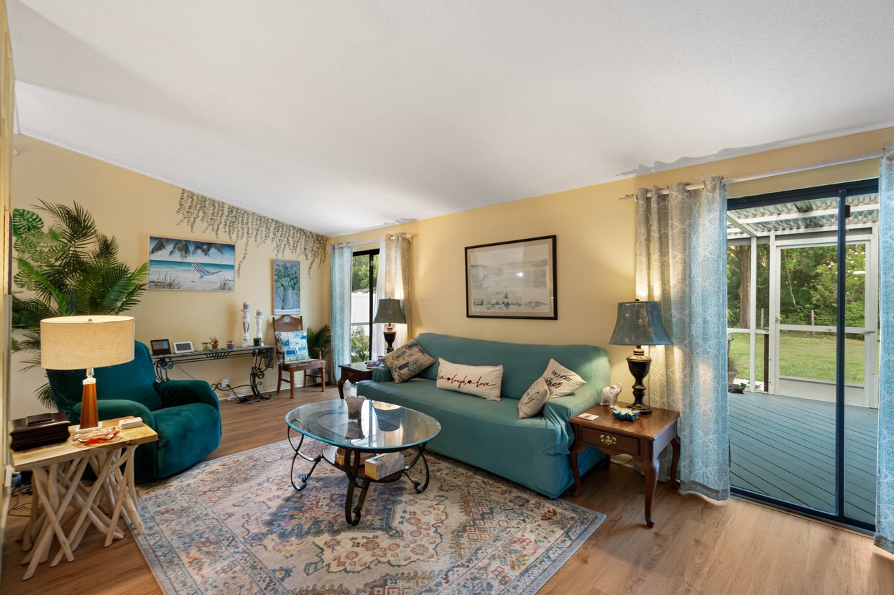 2536 MARTHA  LANE