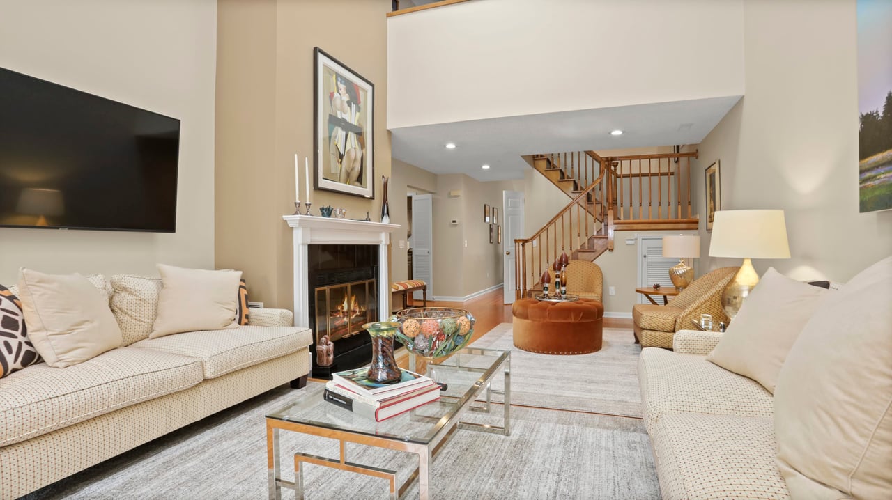 224 Lansdowne, Westport