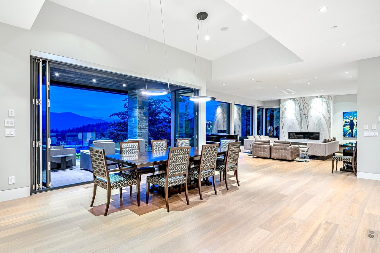6255 St. Georges Cres