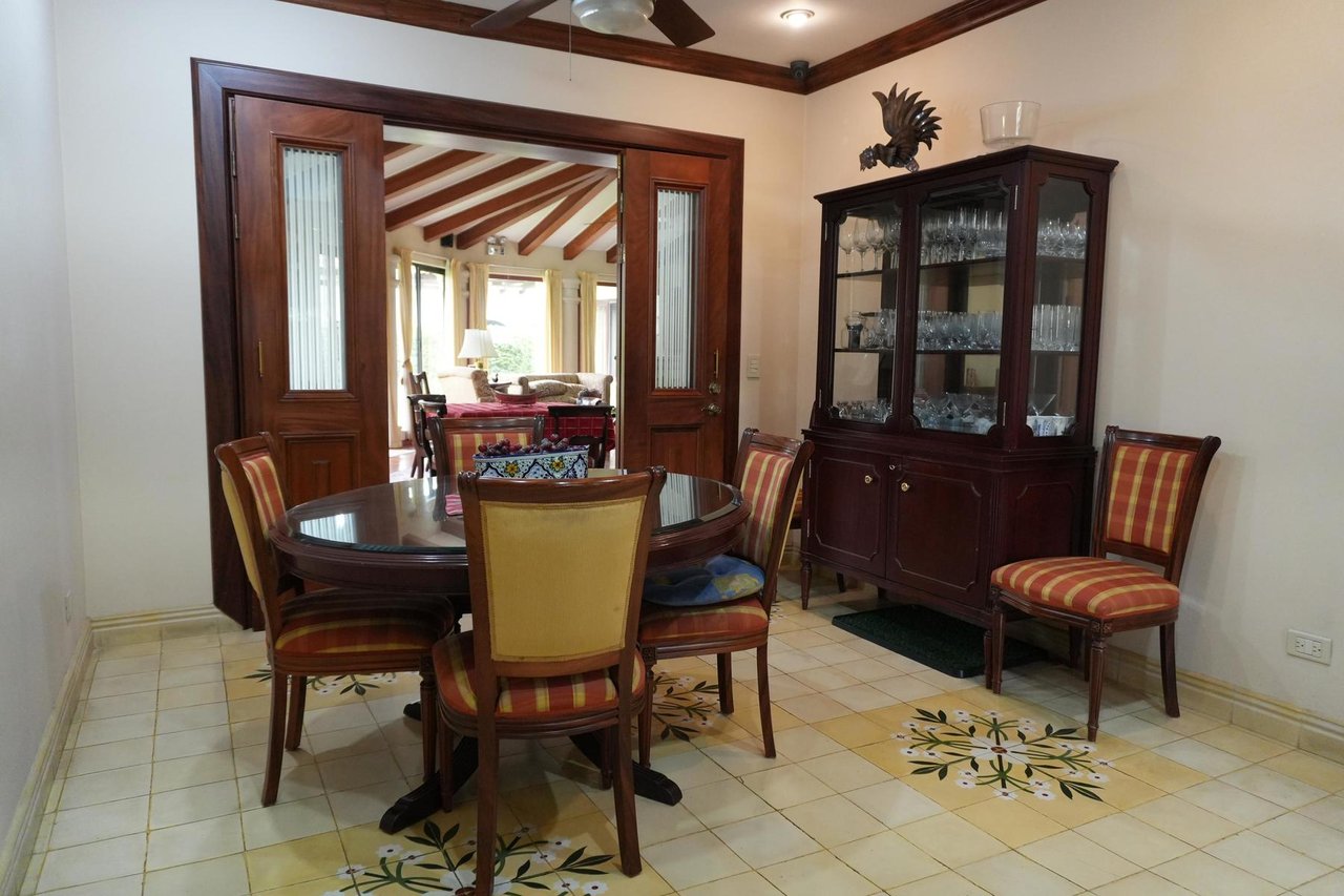 Colonial Hacienda Estate, Santa Ana, San Jose