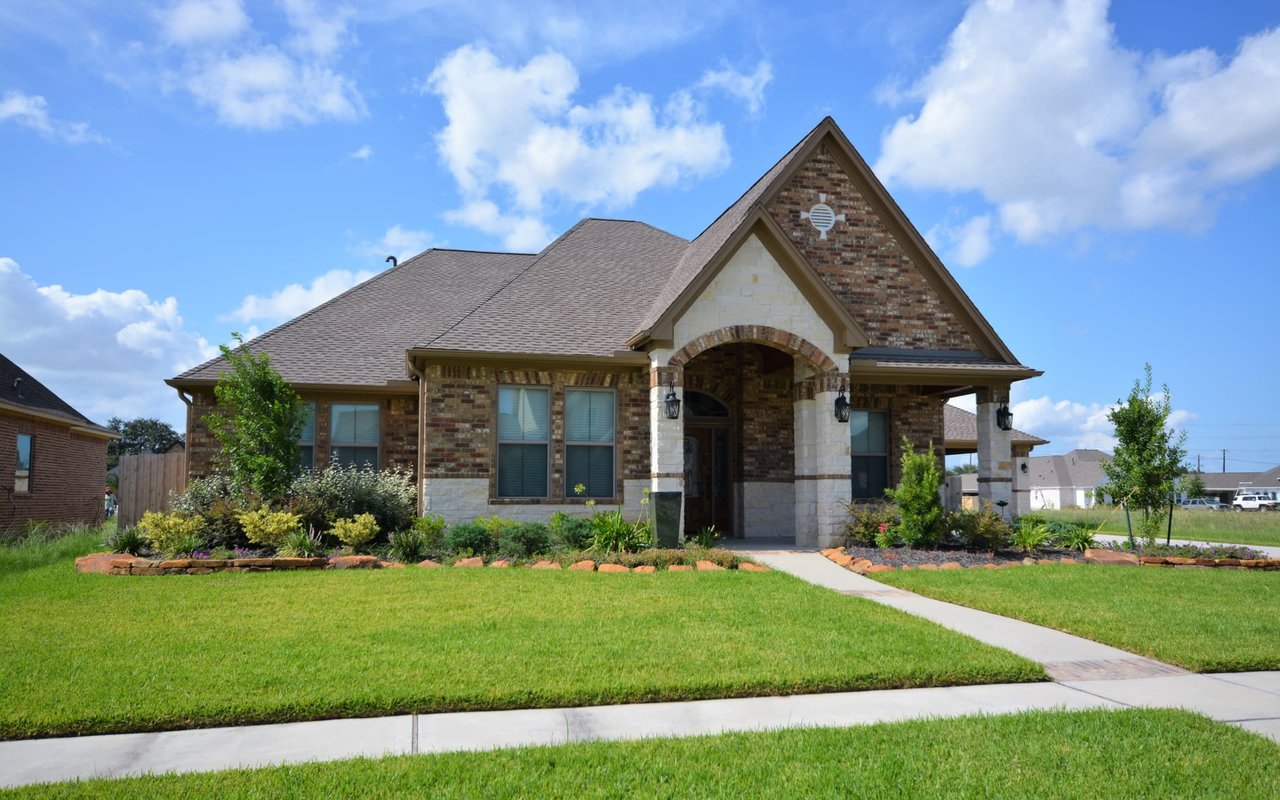 Average Mortgage Rate Is 3 Basis Points From All-time Low