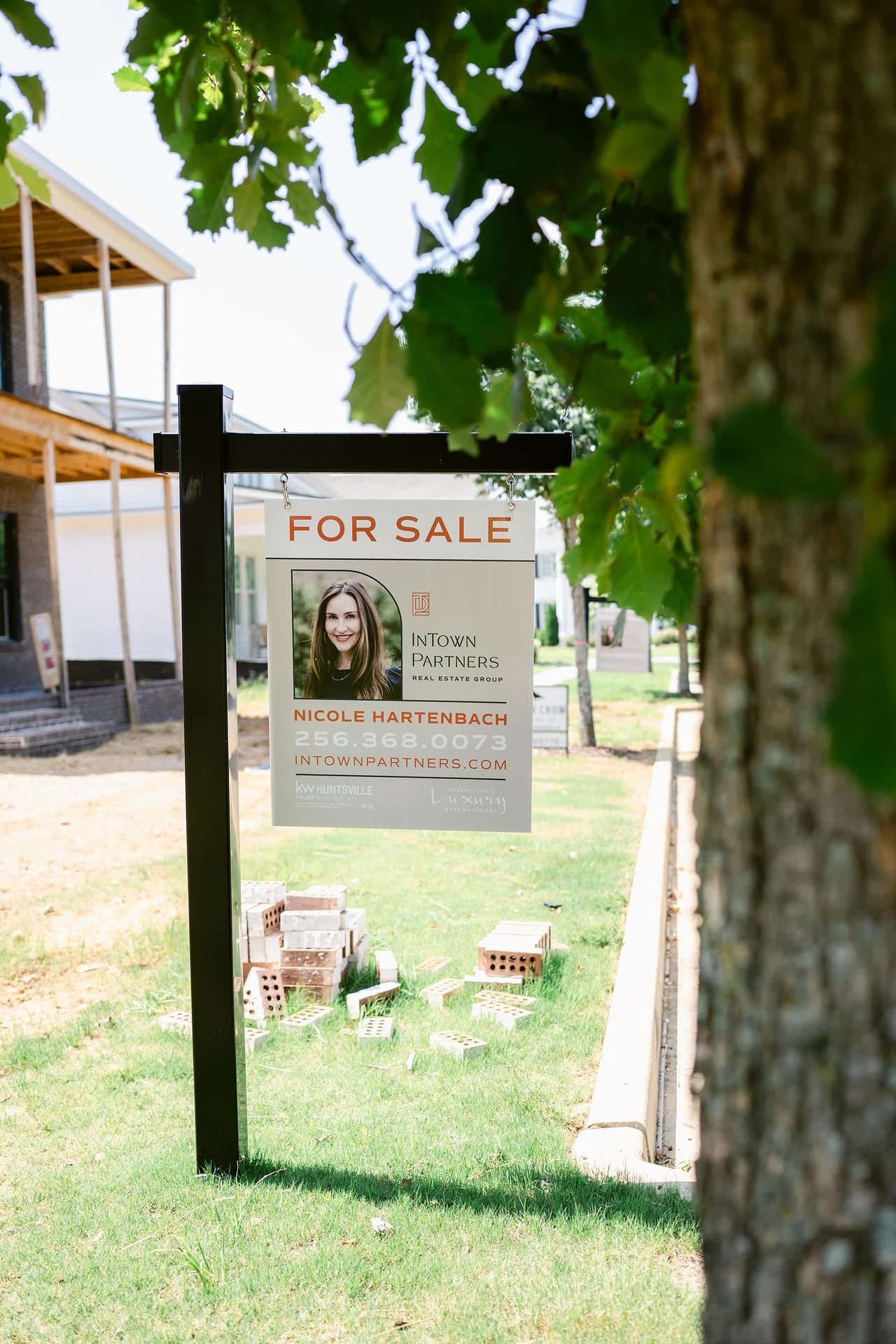 Lendon | Jones Valley Neighborhood