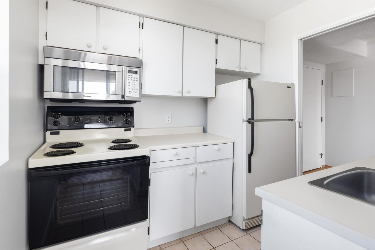 803-1737 Duchess Ave