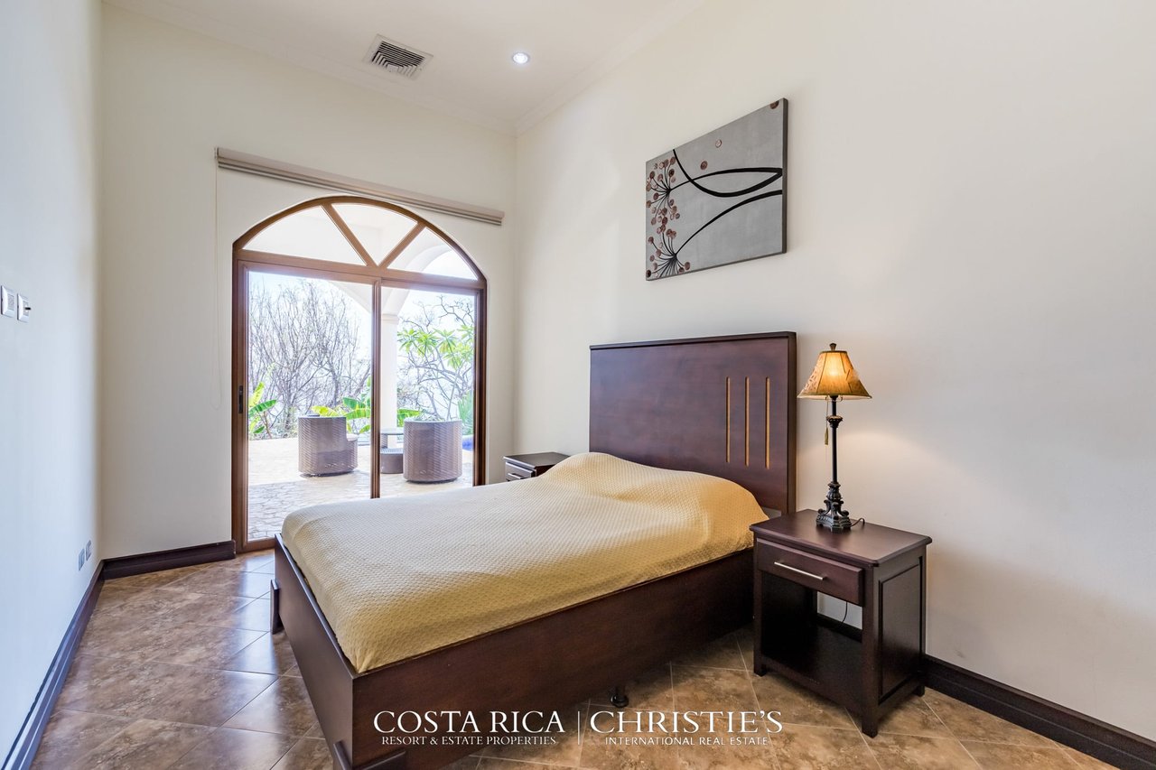 Casa Blanca Exquisite Ocean View Villa