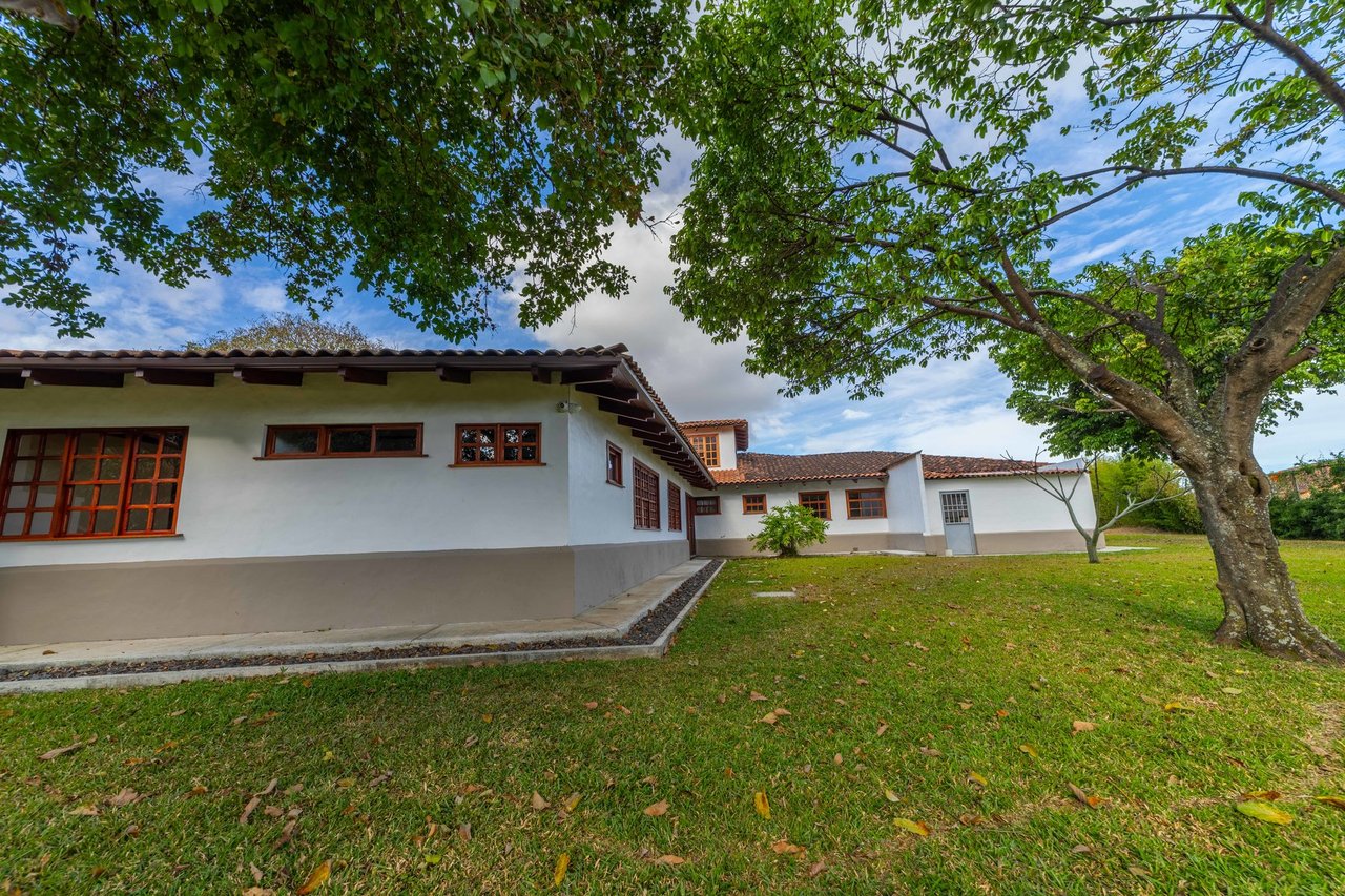 Private Gated Guest House Estate, Escazu, San Jose