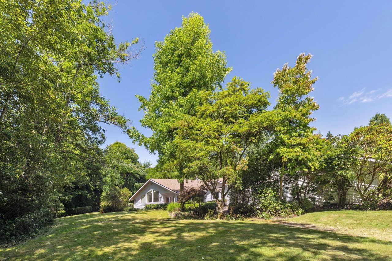 14324 25 Ave