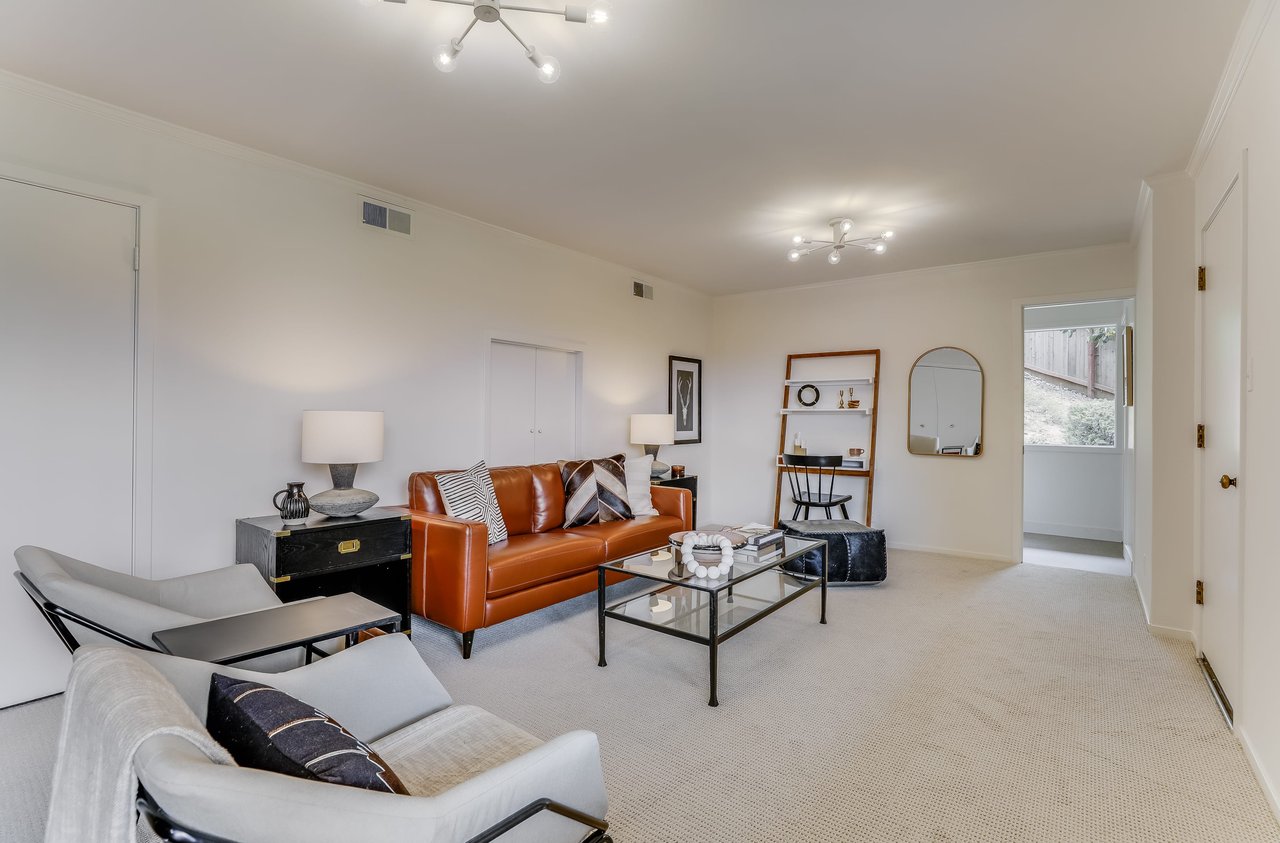Rare Opportunity on Belvedere Island