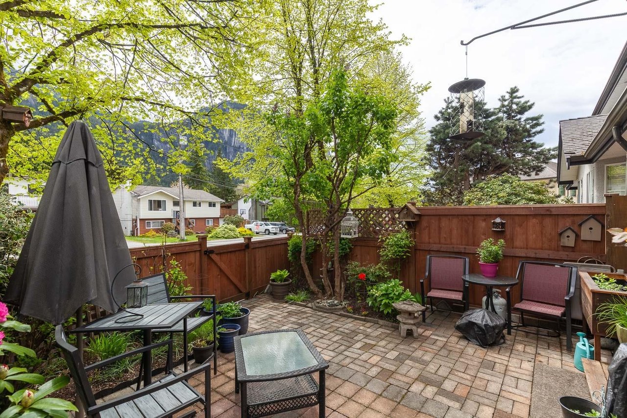 9-38247 Westway Ave