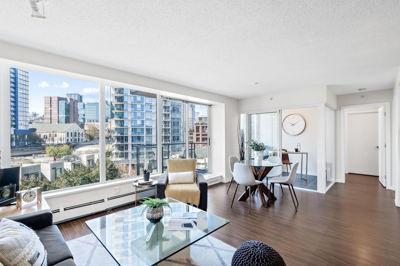 702-633 Abbott Street, Vancouver