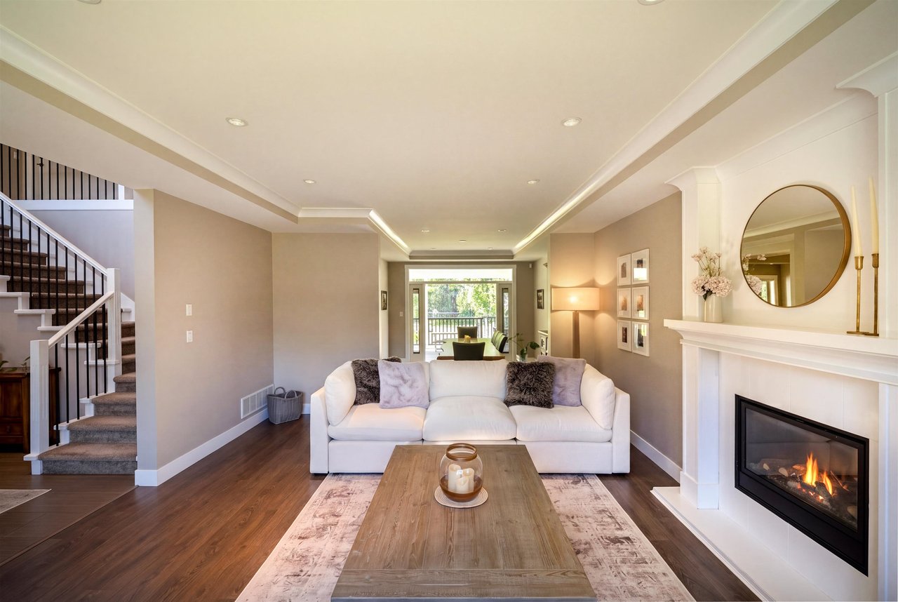 1422 Maple Cres