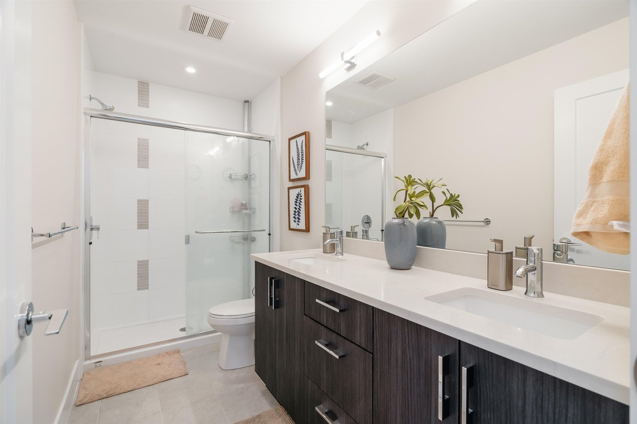 407-32838 Ventura Ave