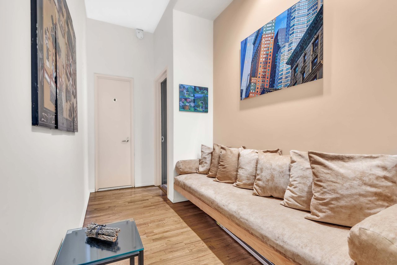 14 East 4th Street Unit: 506