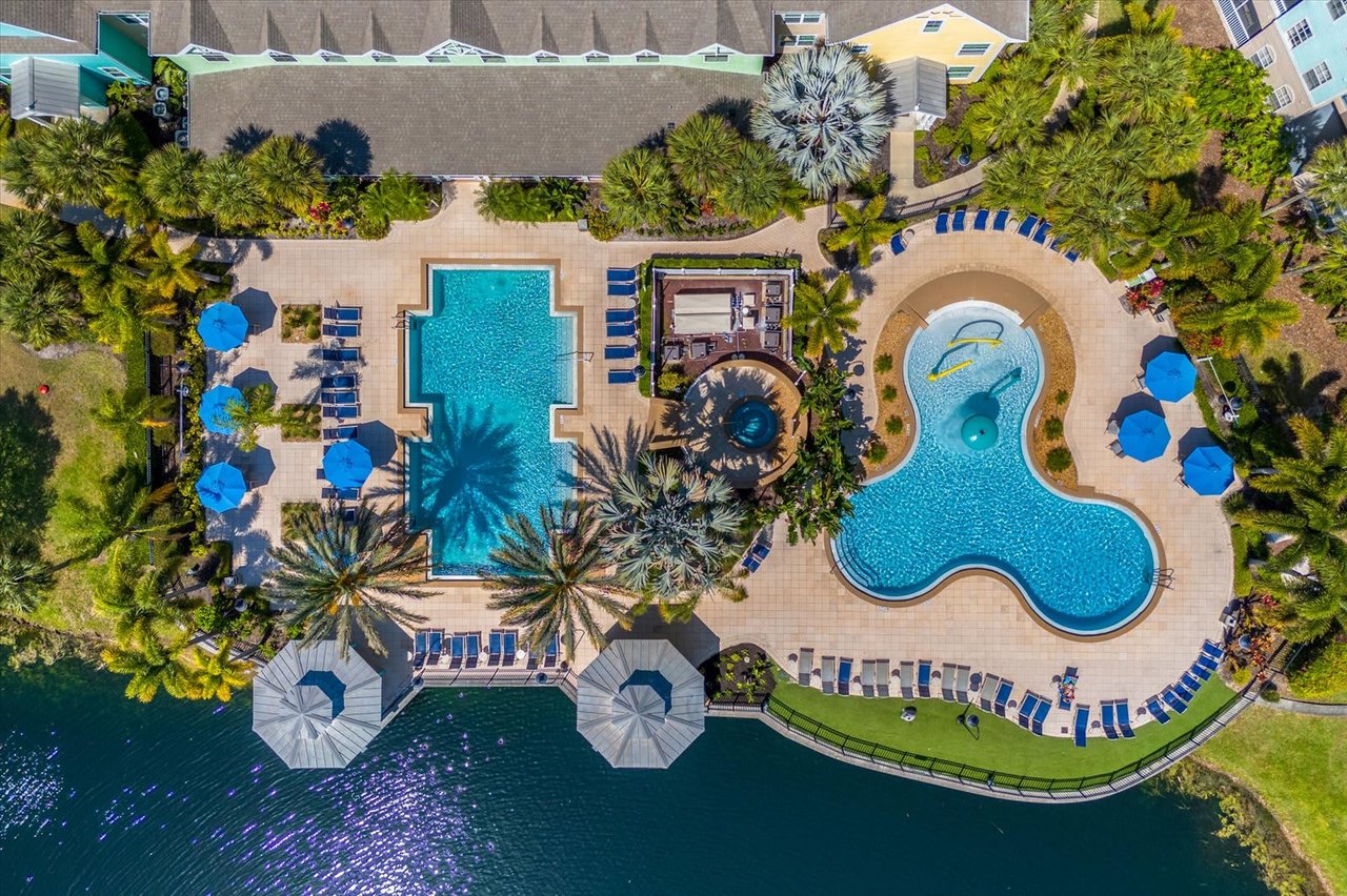 5008 MANGROVE ALY #202