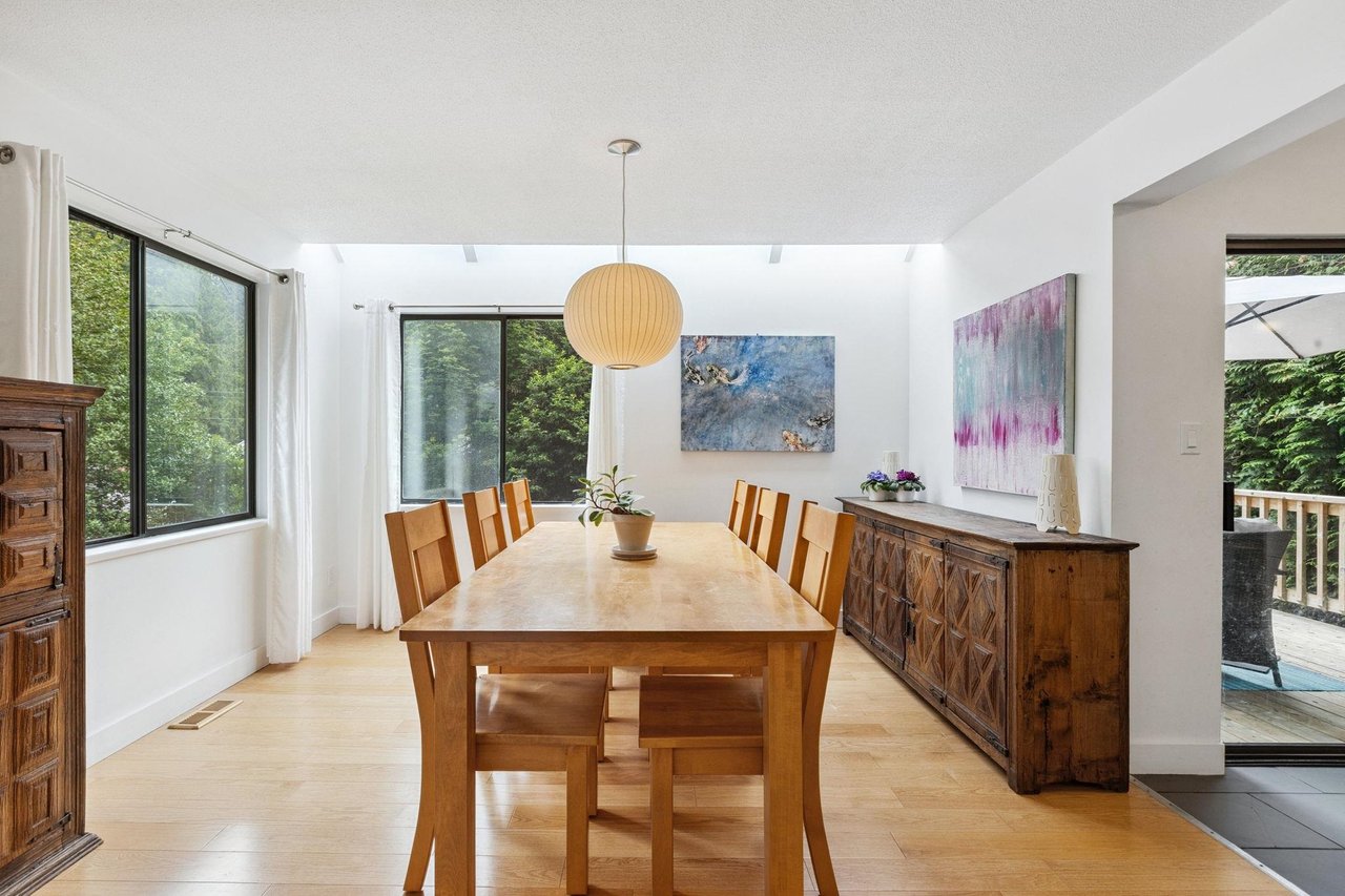 6820 Hycroft Road, West Vancouver
