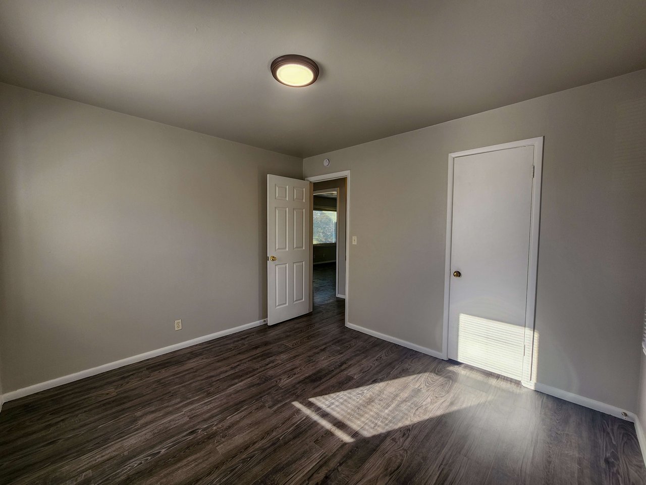 1218 Carol Drive 