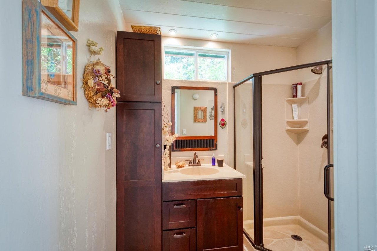 21462 Bonita Ter