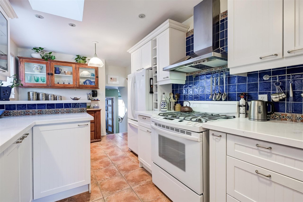 216 Catalina Dr