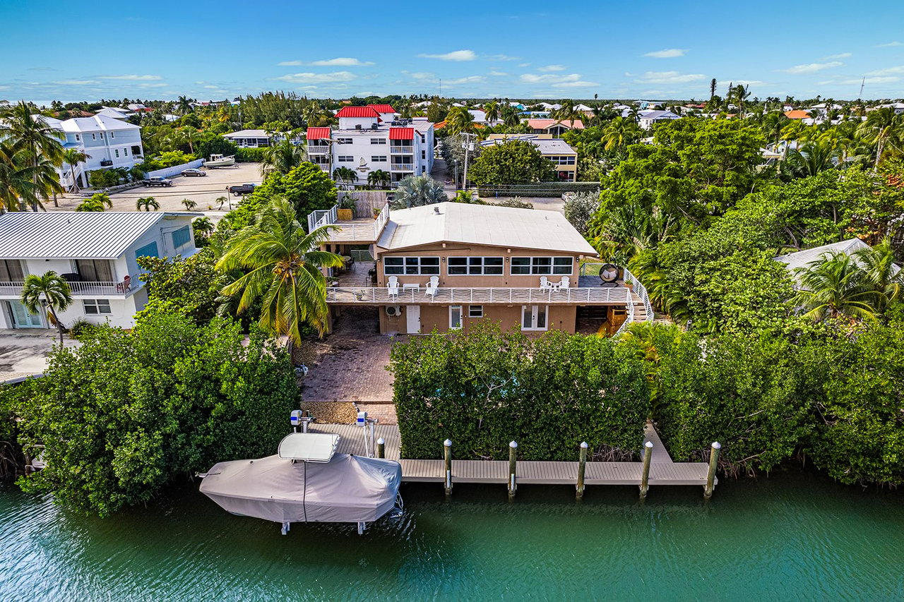 568 Sombrero Beach Road, Marathon