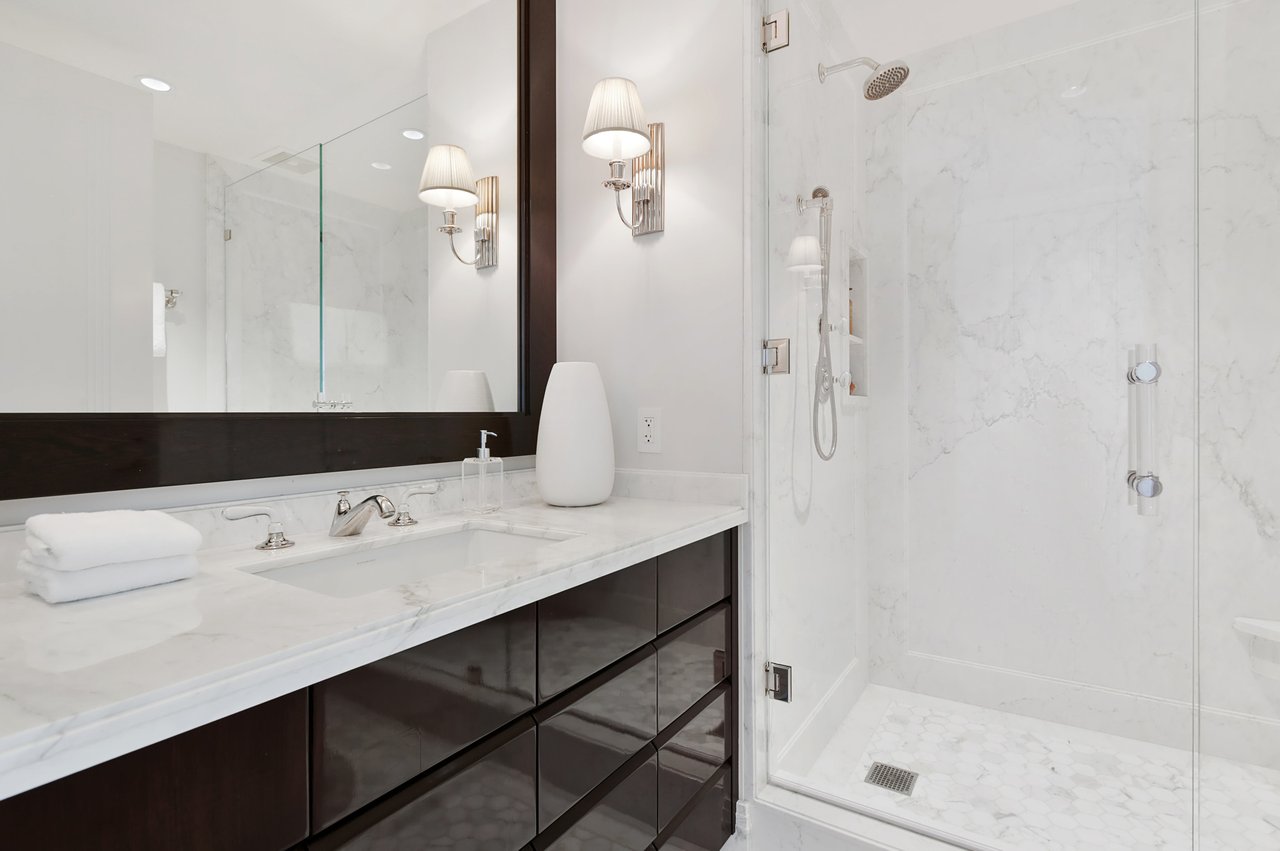 Art Deco Elegance at the St. Regis