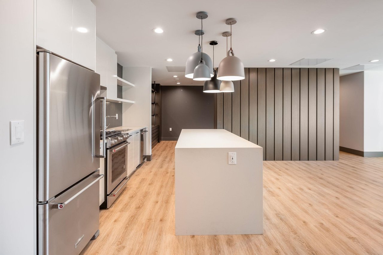 1608-3430 E Kent Ave S Ave