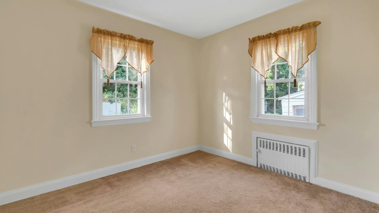 8-15 Park Avenue