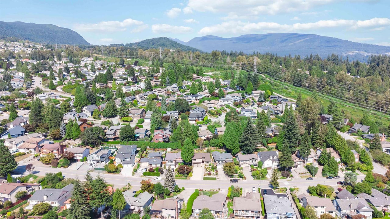 1287 Lansdowne Dr