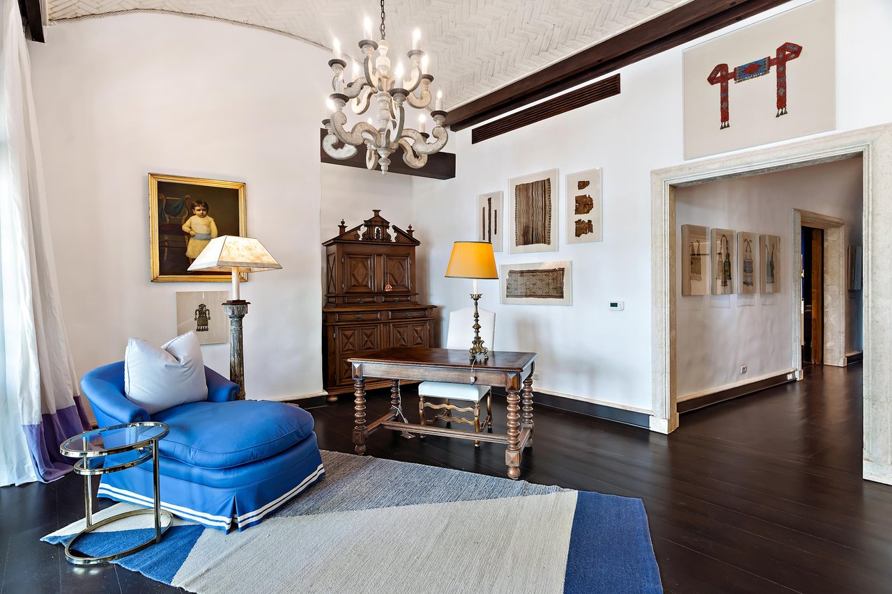 27 Cartagena | Unique Luxury Beachfront Home